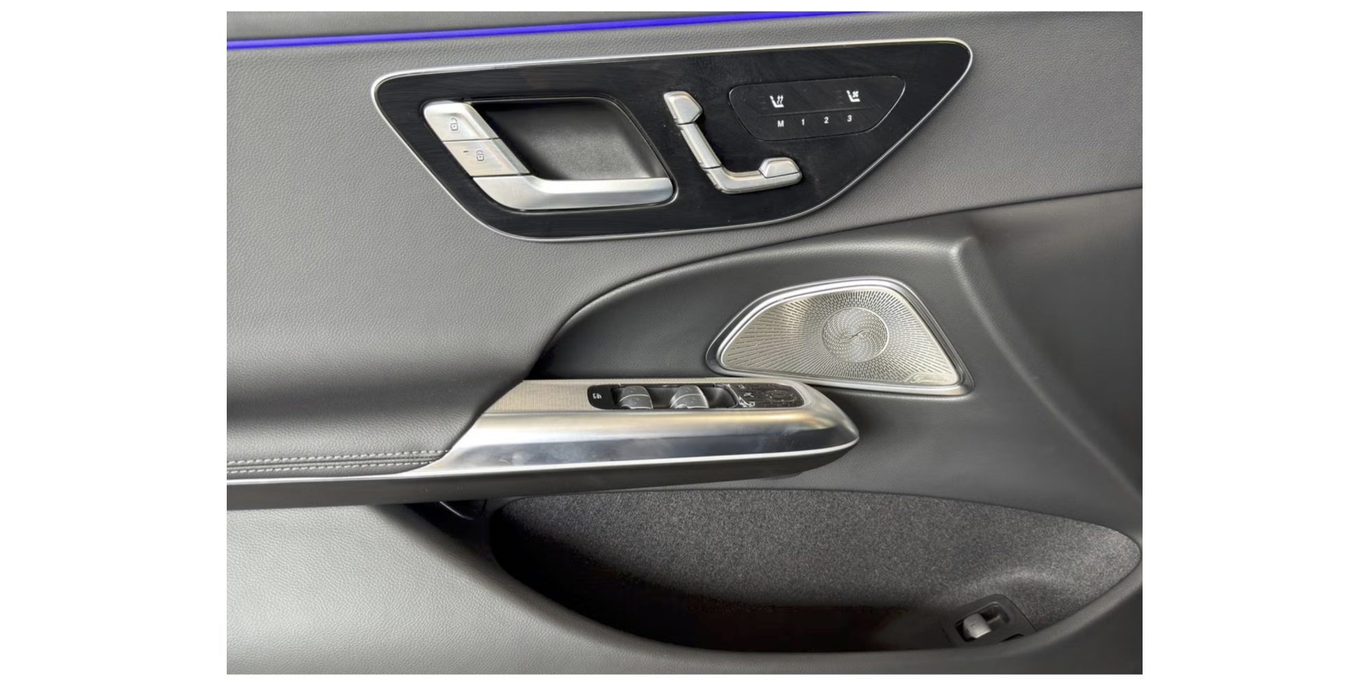 Mercedes-Benz E 400 e 4MATIC Limousine zu verkaufen Modena Motors