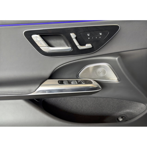 Mercedes-Benz E 400 e 4MATIC Limousine zu verkaufen Modena Motors