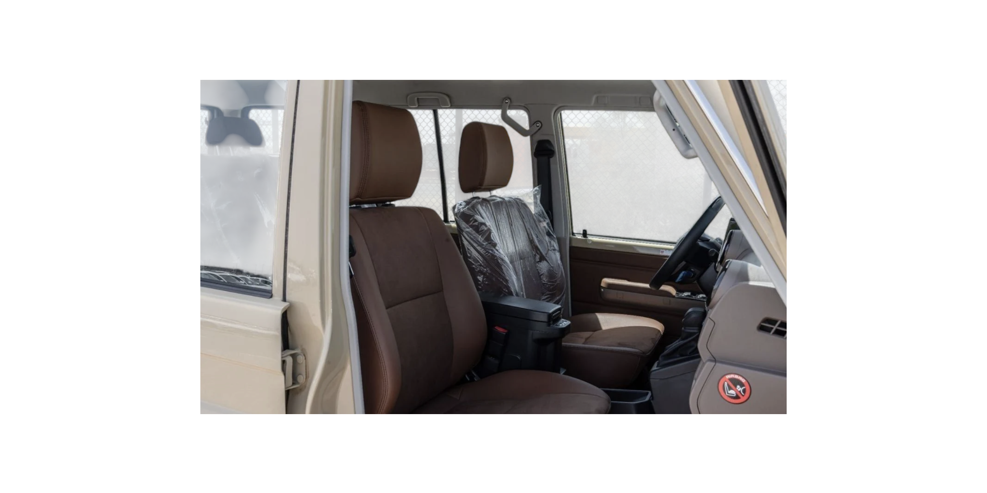 Toyota Land Cruiser 76 AT 2.8 Diesel Euro 6 Modena Motors