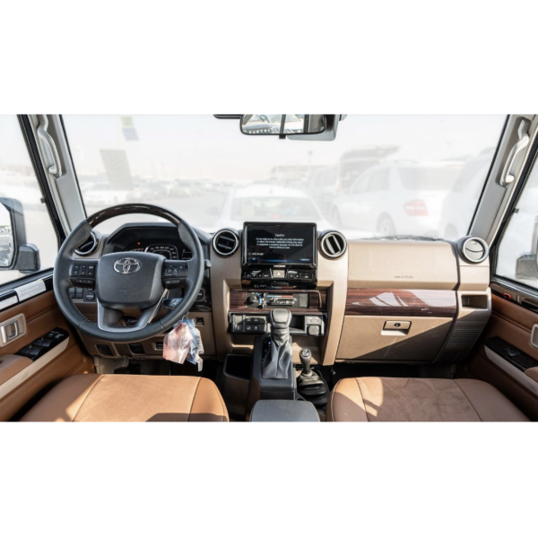 Toyota Land Cruiser 76 AT 2.8 Diesel Euro 6 Modena Motors
