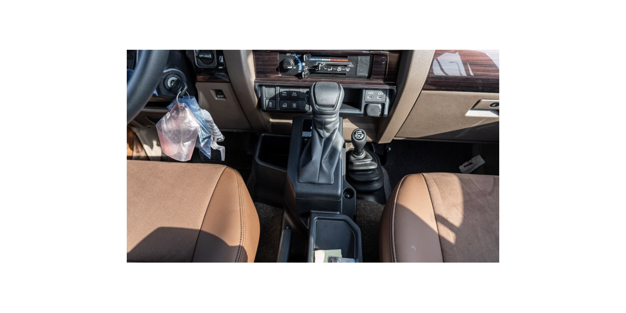 Toyota Land Cruiser 76 AT 2.8 Diesel Euro 6 Modena Motors