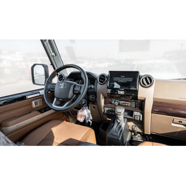 Toyota Land Cruiser 76 AT 2.8 Diesel Euro 6 Modena Motors