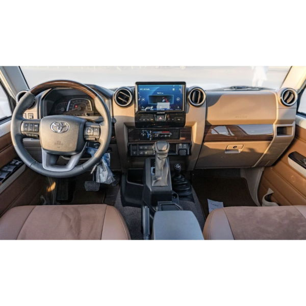 Toyota Land Cruiser 76 AT 2.8 Diesel Euro 6 Modena Motors