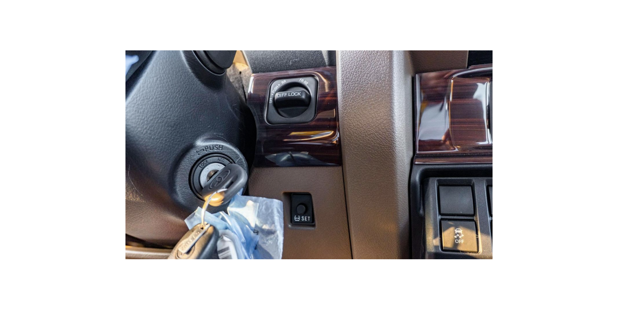 Toyota Land Cruiser 76 AT 2.8 Diesel Euro 6 Modena Motors