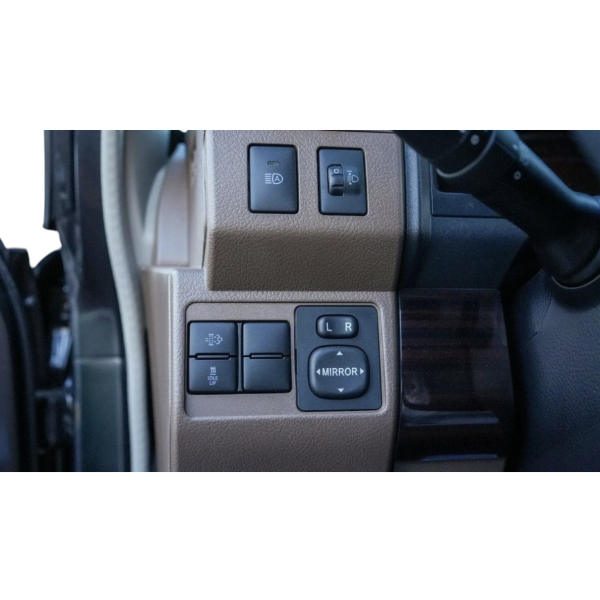 Toyota Land Cruiser 76 AT 2.8 Diesel Euro 6 Modena Motors