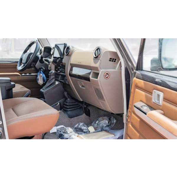 Toyota Land Cruiser 76 AT 2.8 Diesel Euro 6 Modena Motors