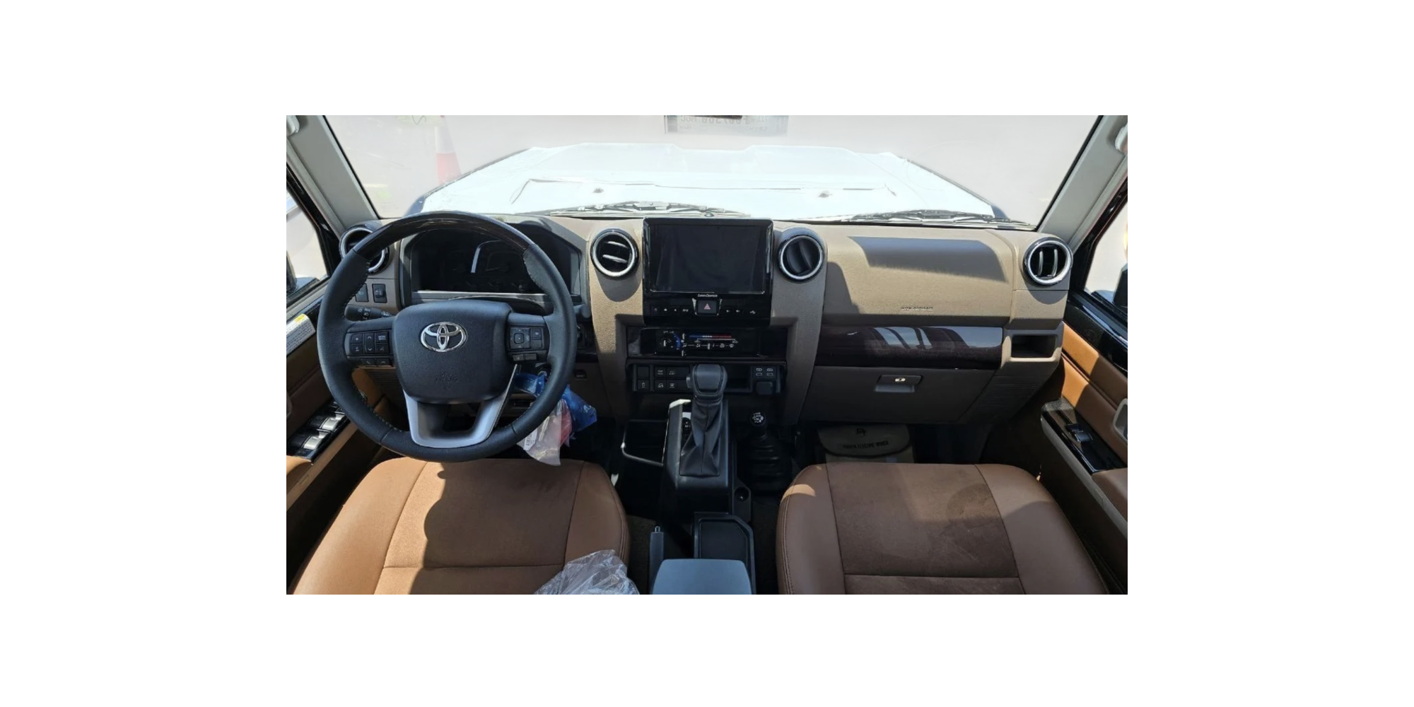 Toyota Land Cruiser 76 AT 2.8 Diesel Euro 6 Modena Motors
