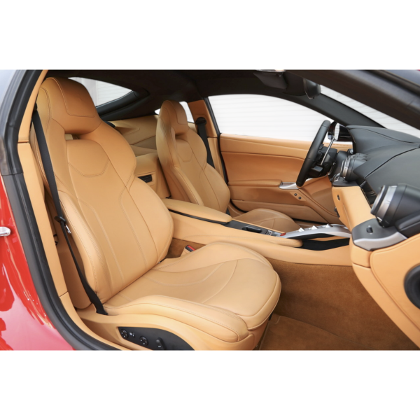 Ferrari F12 Berlinetta kaufen Modena Motors GmbH
