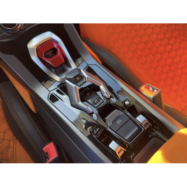 Lamborghini Huracan Spyder LP580-2 Supercar di Lusso