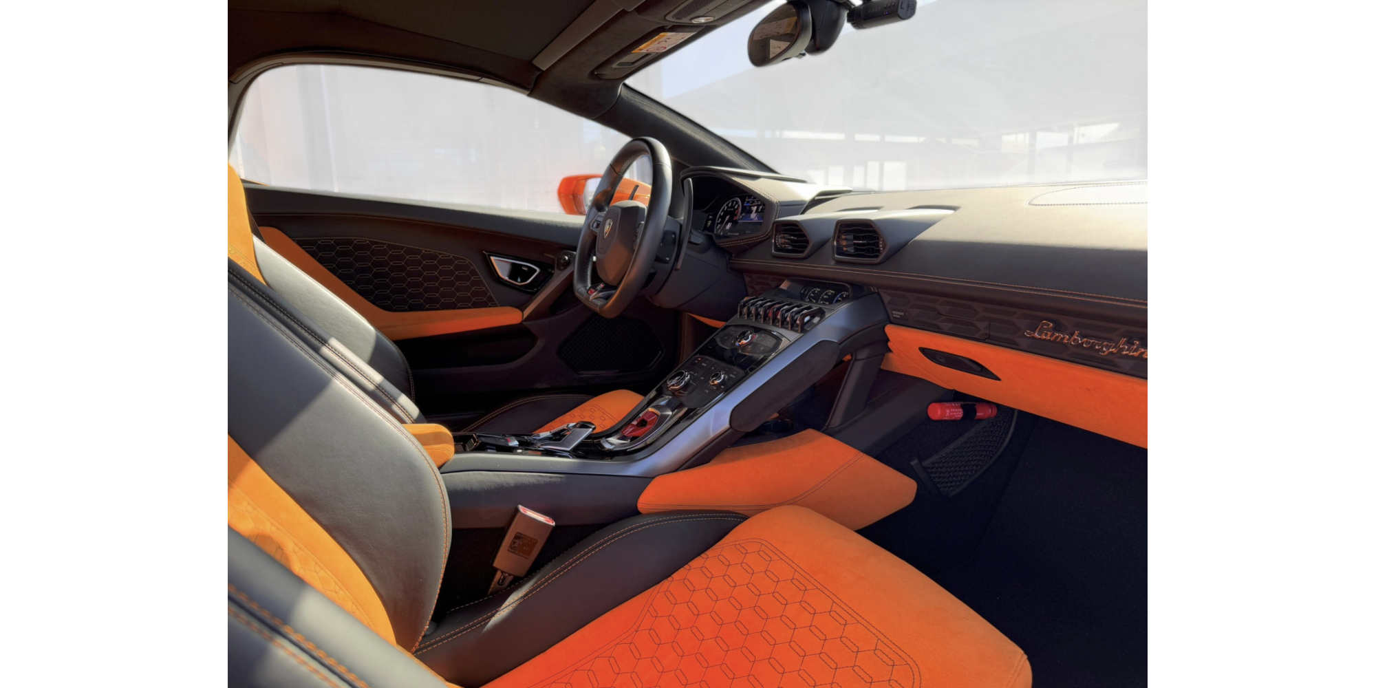 Lamborghini Huracan Spyder LP580-2 Supercar di Lusso