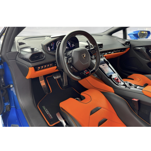 Lamborghini Huracan EVO Coupe RWD Supercar di Lusso