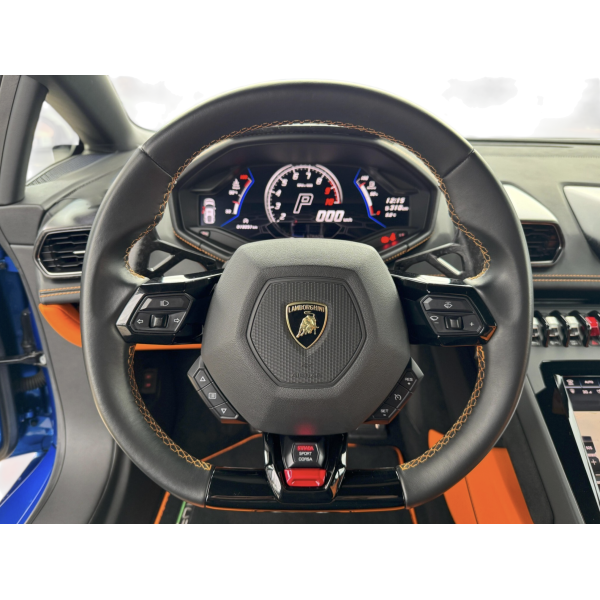 Lamborghini Huracan EVO Coupe RWD Supercar di Lusso