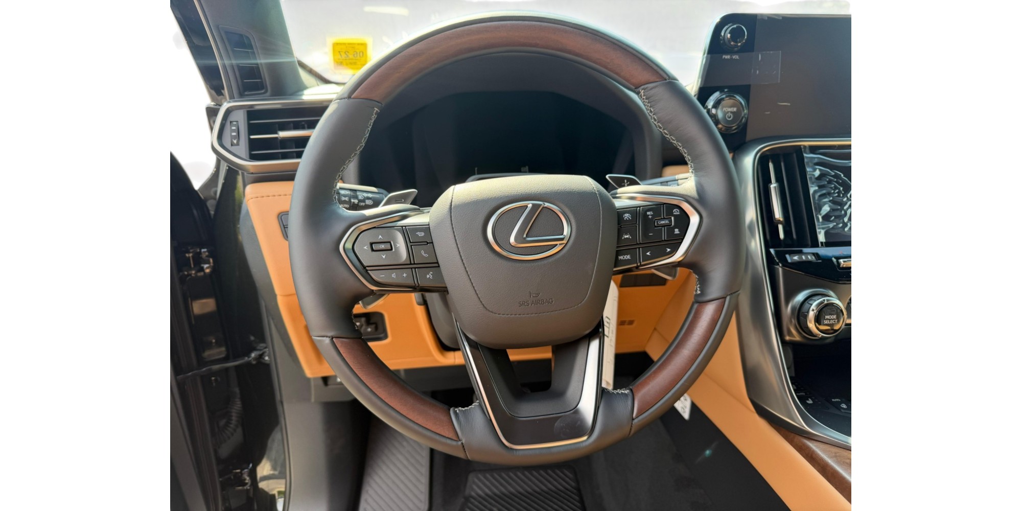Lexus LX 700h Luxury Hybrid Luxury SUV for Sale
