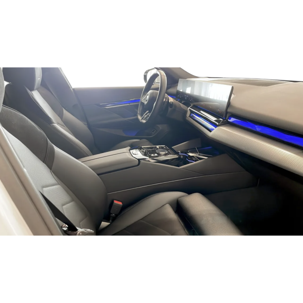 BMW 530e xDrive Touring MSport bei Modena Motors GmbH