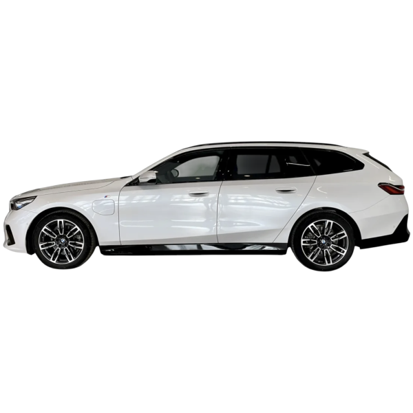 BMW 530e xDrive Touring MSport bei Modena Motors GmbH