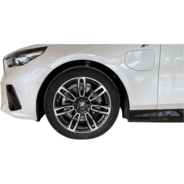 BMW 530e xDrive Touring MSport bei Modena Motors GmbH