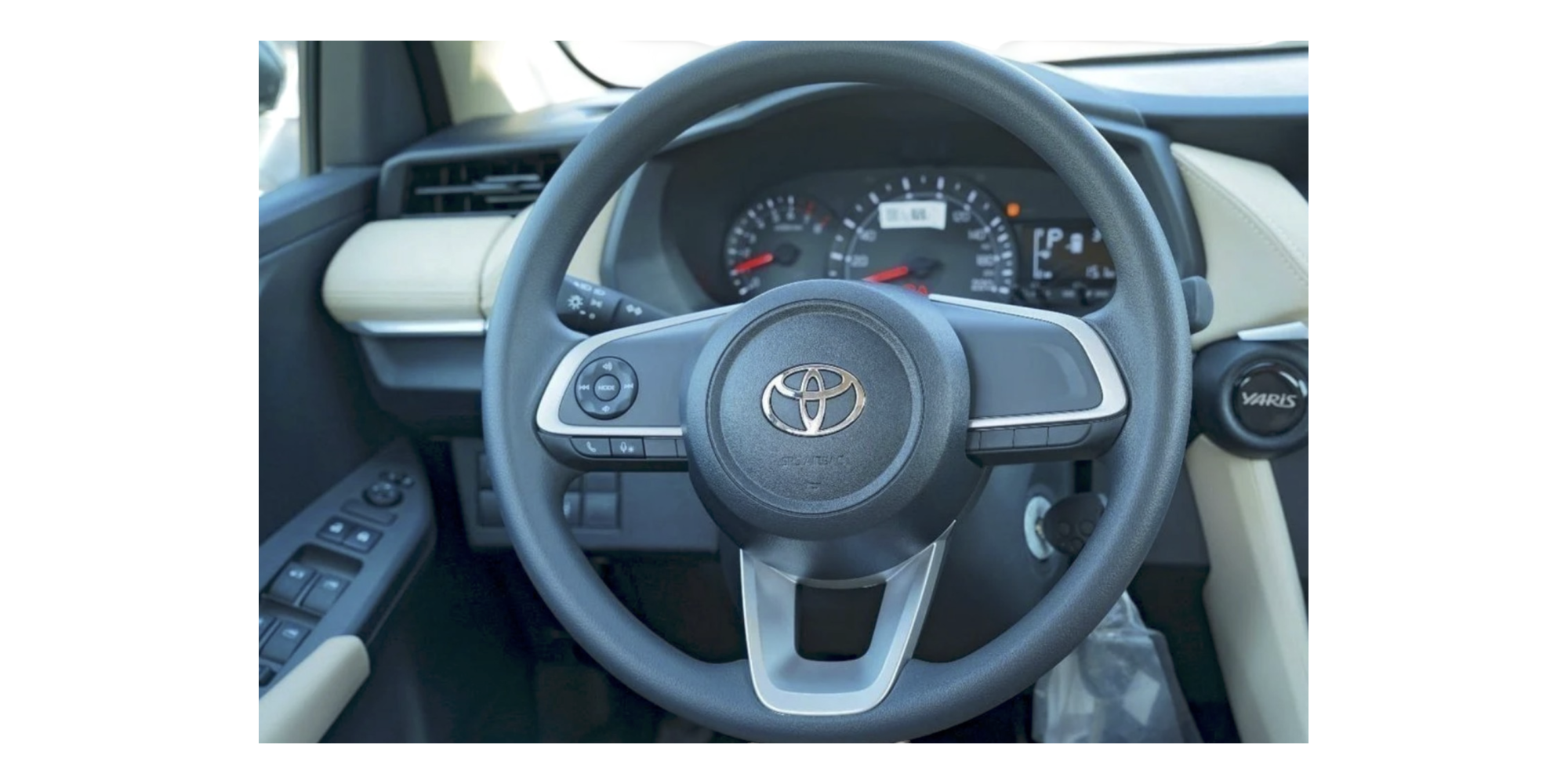 Toyota Yaris Y Sedan 1.3 Petrol Automatic for Sale