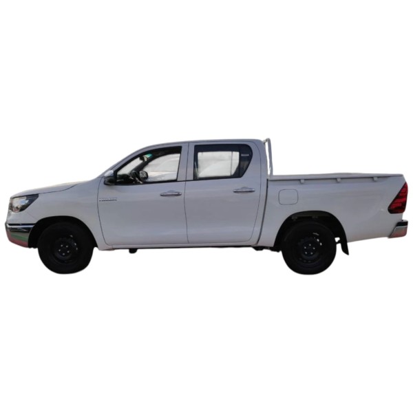 Toyota Hilux Double Cab 2.4 Diesel 4x2 Manual Truck