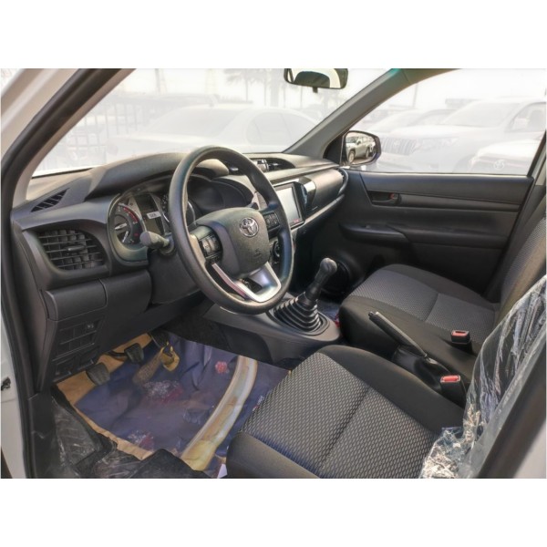 Toyota Hilux Double Cab 2.4 Diesel 4x2 Manual Truck