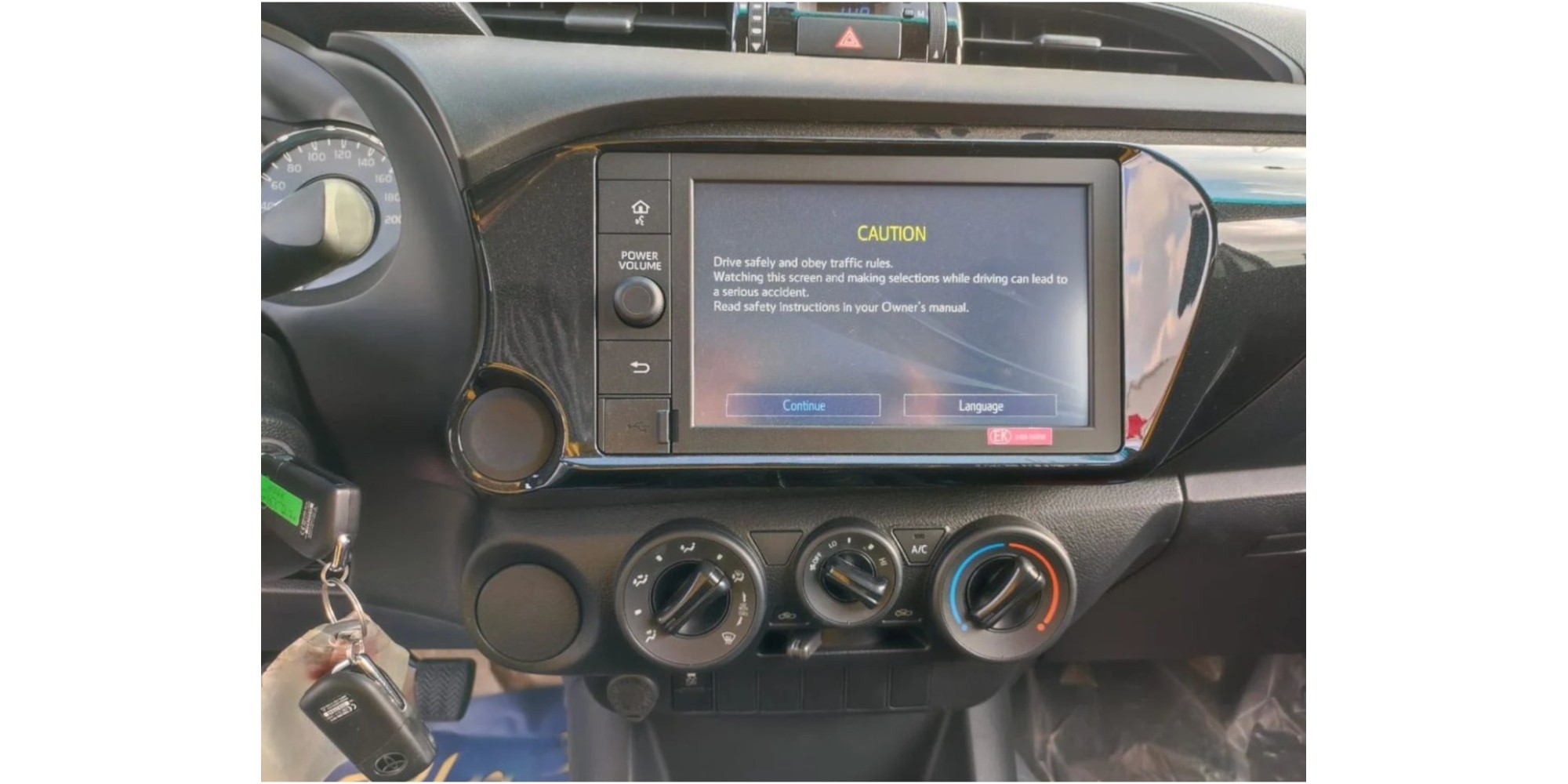 Toyota Hilux Double Cab 2.4 Diesel 4x2 Manual Truck