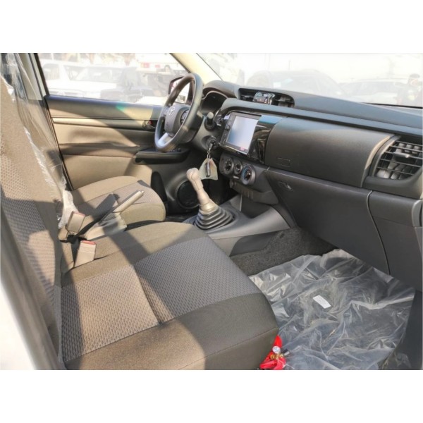Toyota Hilux Double Cab 2.4 Diesel 4x2 Manual Truck
