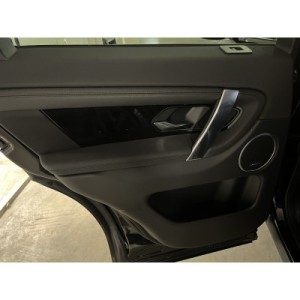 Land Rover Discovery Sport | SUV Iconico e Versatile