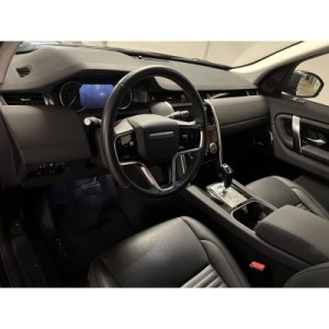 Land Rover Discovery Sport | SUV Iconico e Versatile