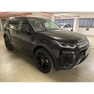 Land Rover Discovery Sport | SUV Iconico e Versatile