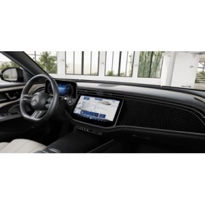 Mercedes-Benz E 300de | Hybrid Efficiency Sedan