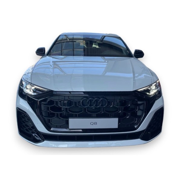 Audi Q8 55 TFSI quattro | Elegance and Power