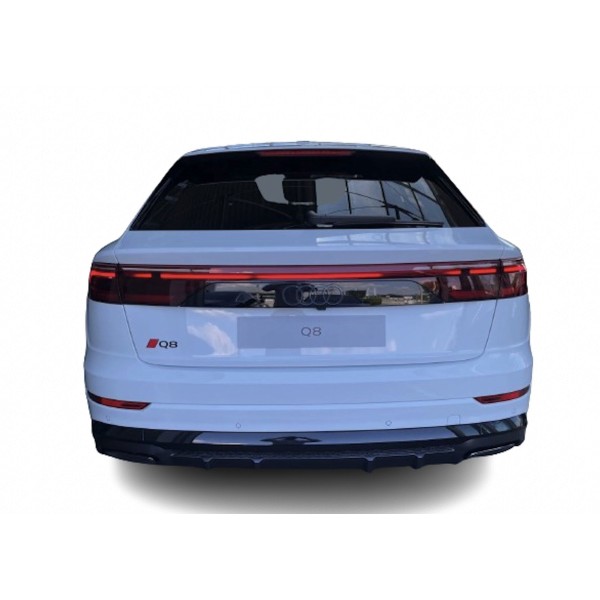 Audi Q8 55 TFSI quattro | Elegance and Power