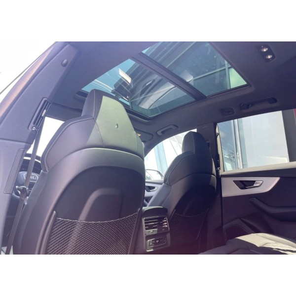 Audi Q8 55 TFSI e | Luxury Hybrid SUV