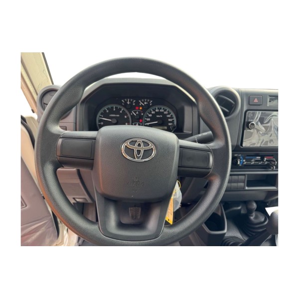 Toyota Land Cruiser 79 | Leistung und Robustheit