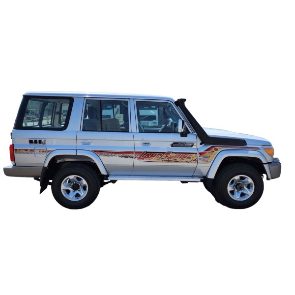 Toyota Land Cruiser 76 | Power and Style