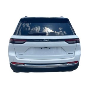 Jeep Grand Cherokee | Luxurious Off-Road SUV