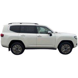 Toyota Land Cruiser VX | Adventure and Comfort