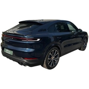 Porsche Cayenne | Luxury and Versatility in an SUV