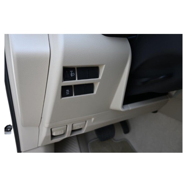 Toyota Land Cruiser GXR | 7-Seater Off-Road SUV