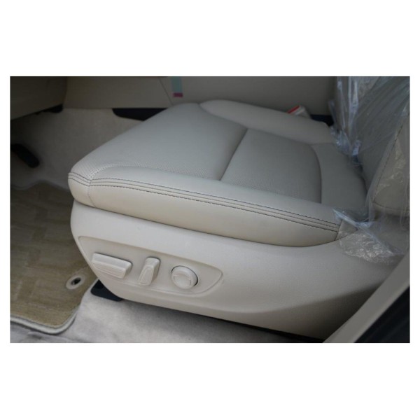 Toyota Land Cruiser GXR | 7-Seater Off-Road SUV