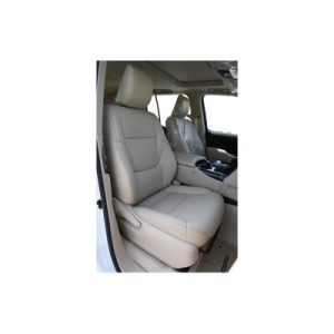 Toyota Land Cruiser Sahara | SUV Versatile