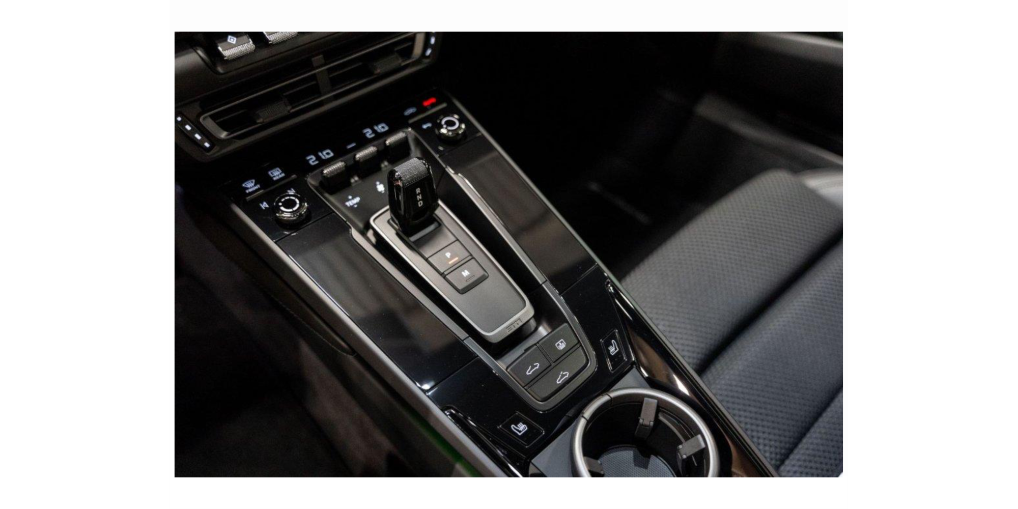 Porsche 911 Carrera T | Iconic Sports Car