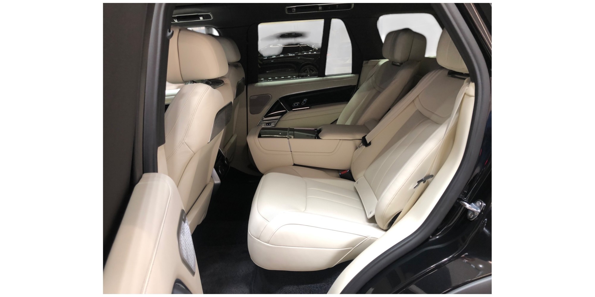 Range Rover Autobiography | Refined Luxury SUV