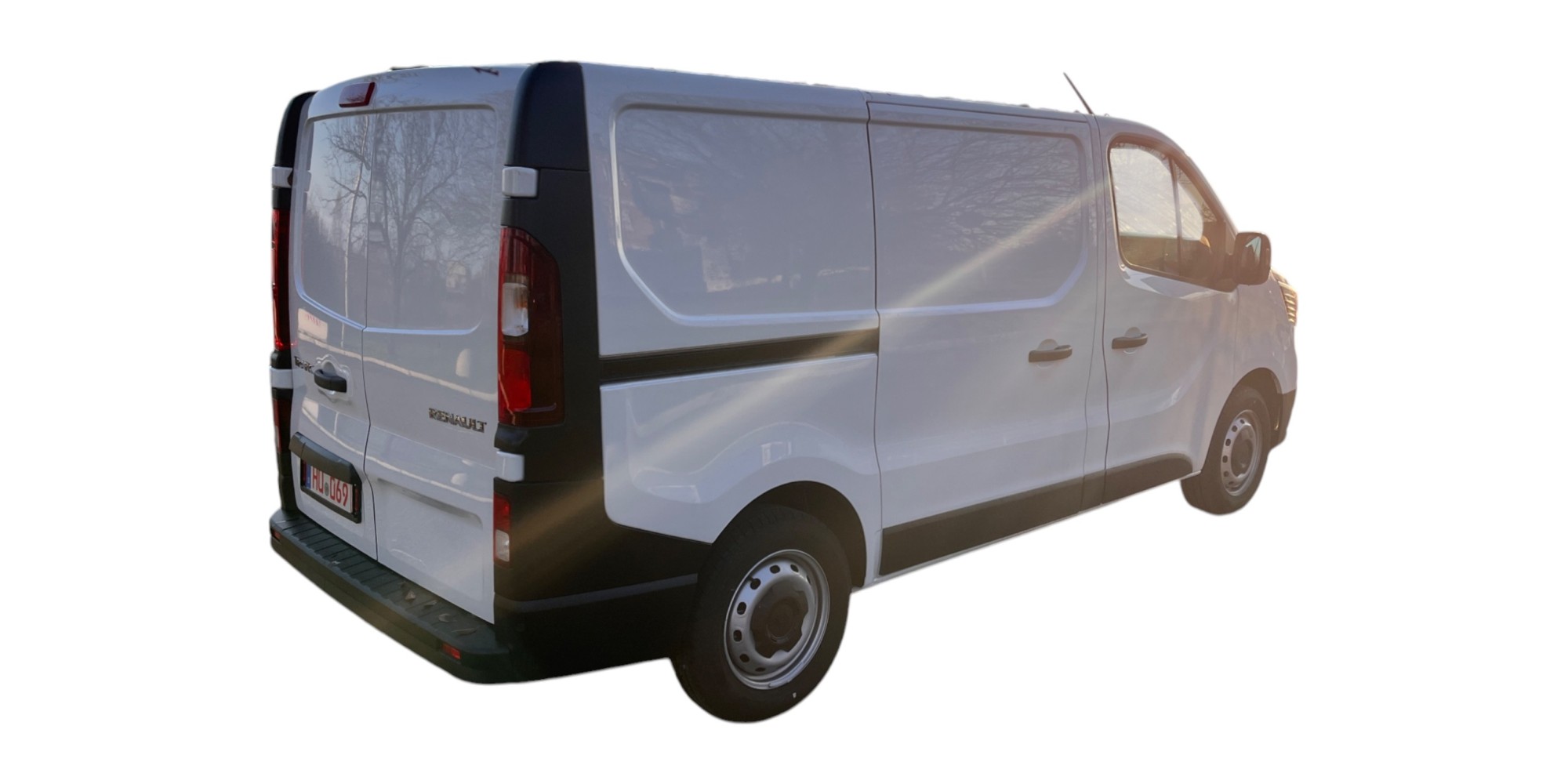 Renault Trafic 2.0 DCI - Versatile Van with Efficiency