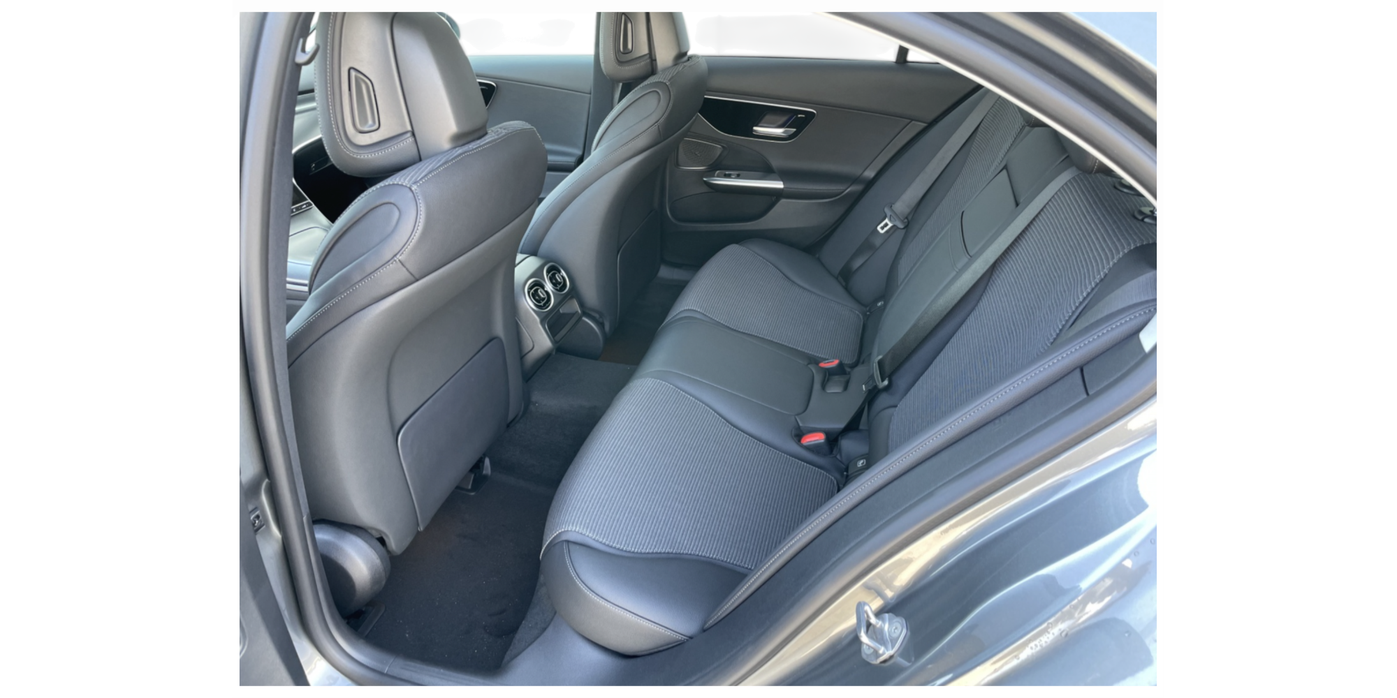 Mercedes-Benz C 300e Plug-In Hybrid – Efficiency Meets Style!