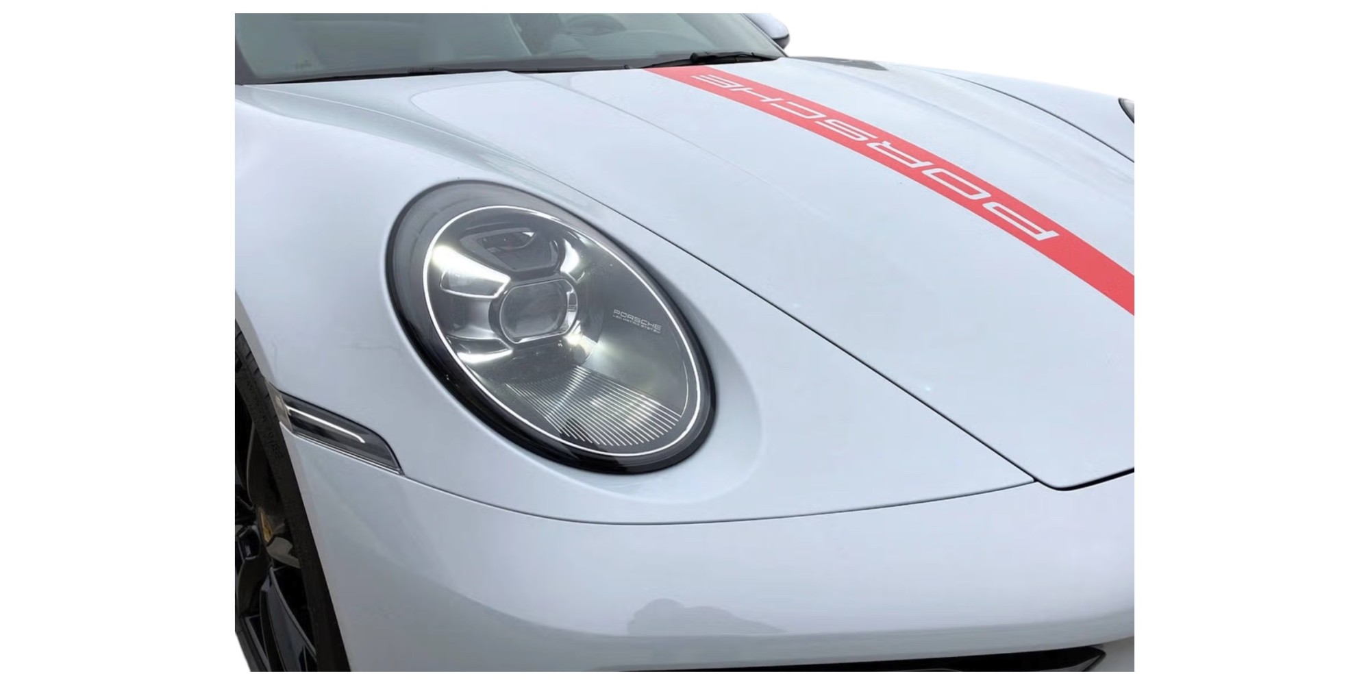 Porsche 911 992 4: Precision Meets Elegance