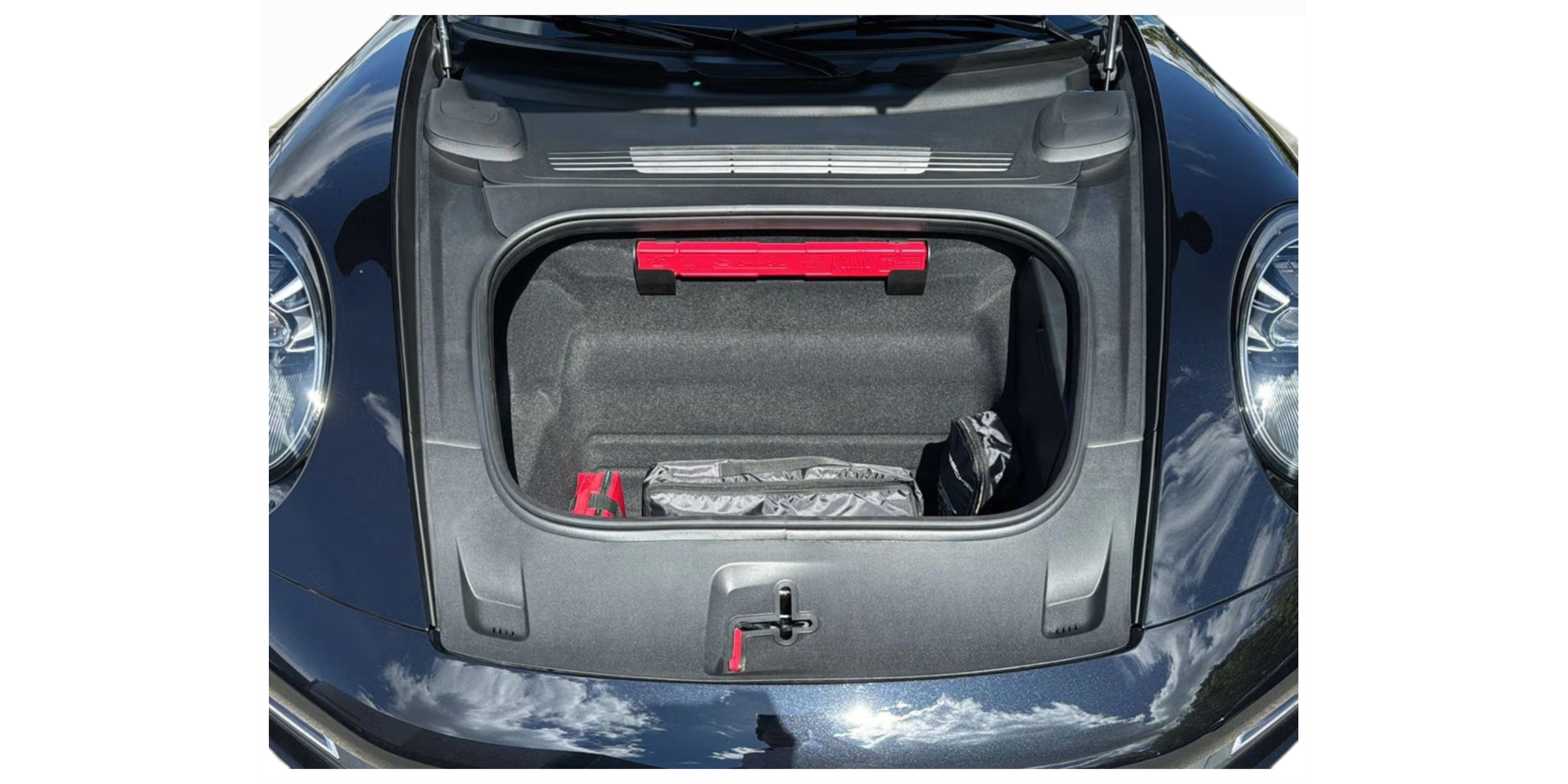 Porsche 911 992: Iconic Style and Performance