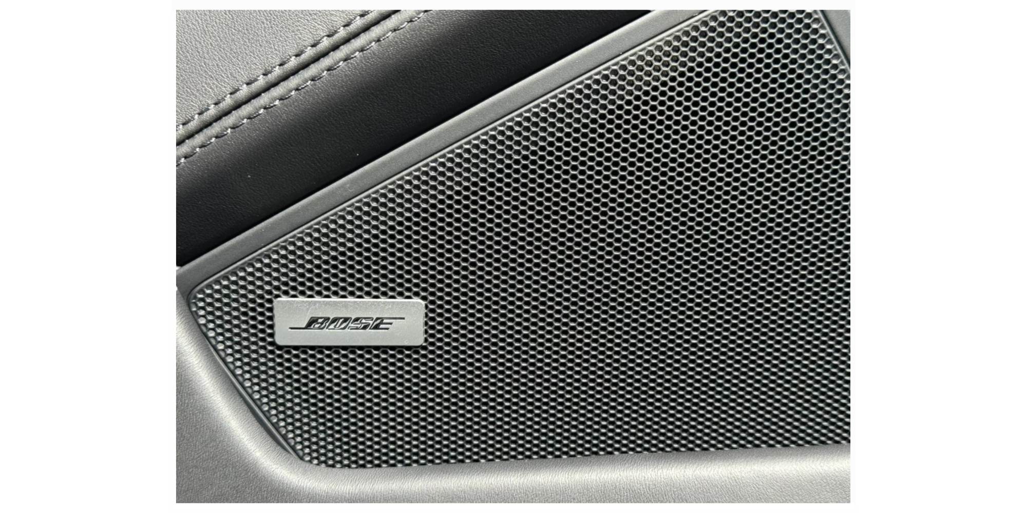 Porsche 911 992: Iconic Style and Performance