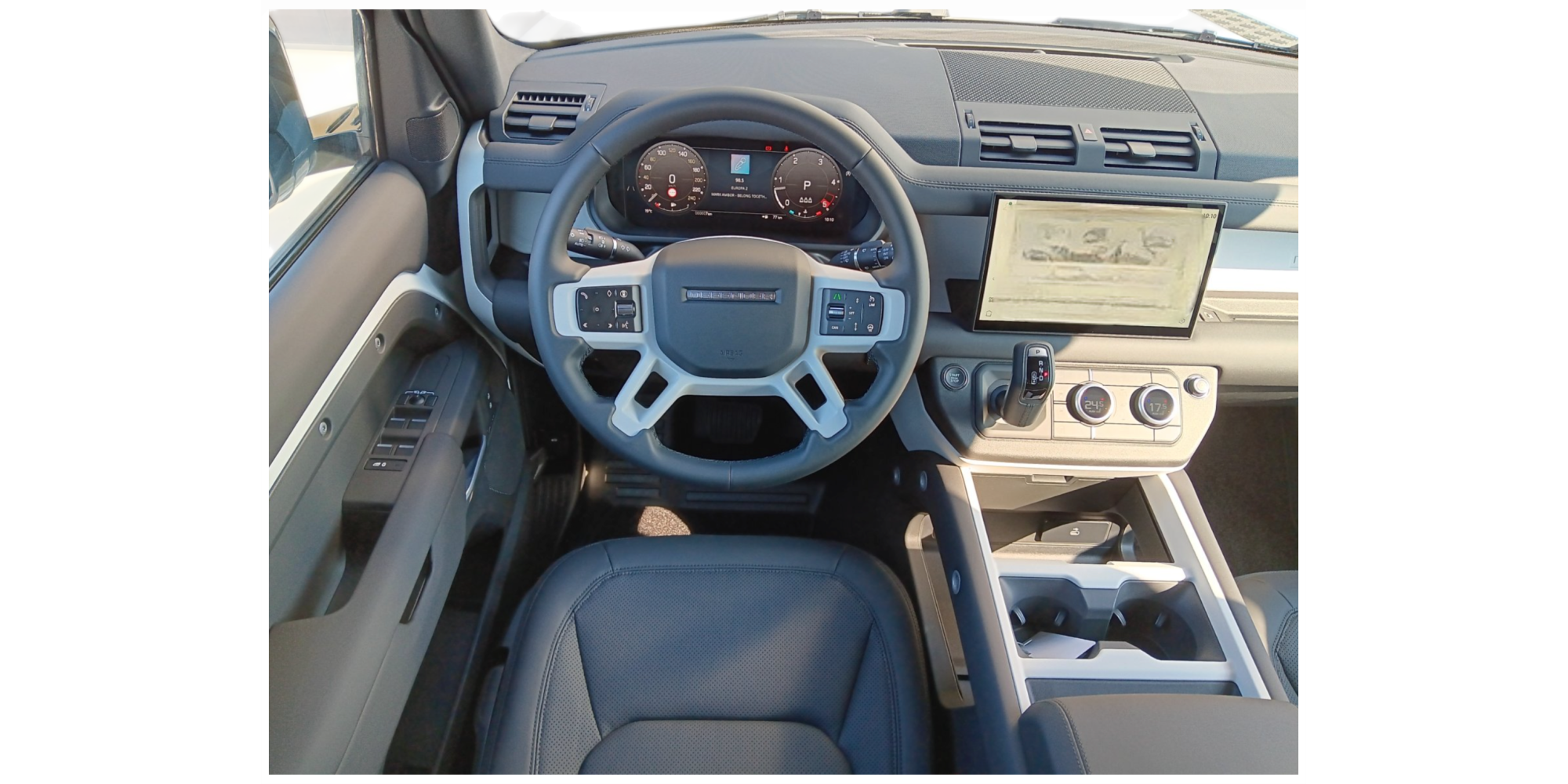 Land Rover Defender 110 3.0D MHEV I6 S AWD 2025 | Off-Road Icon