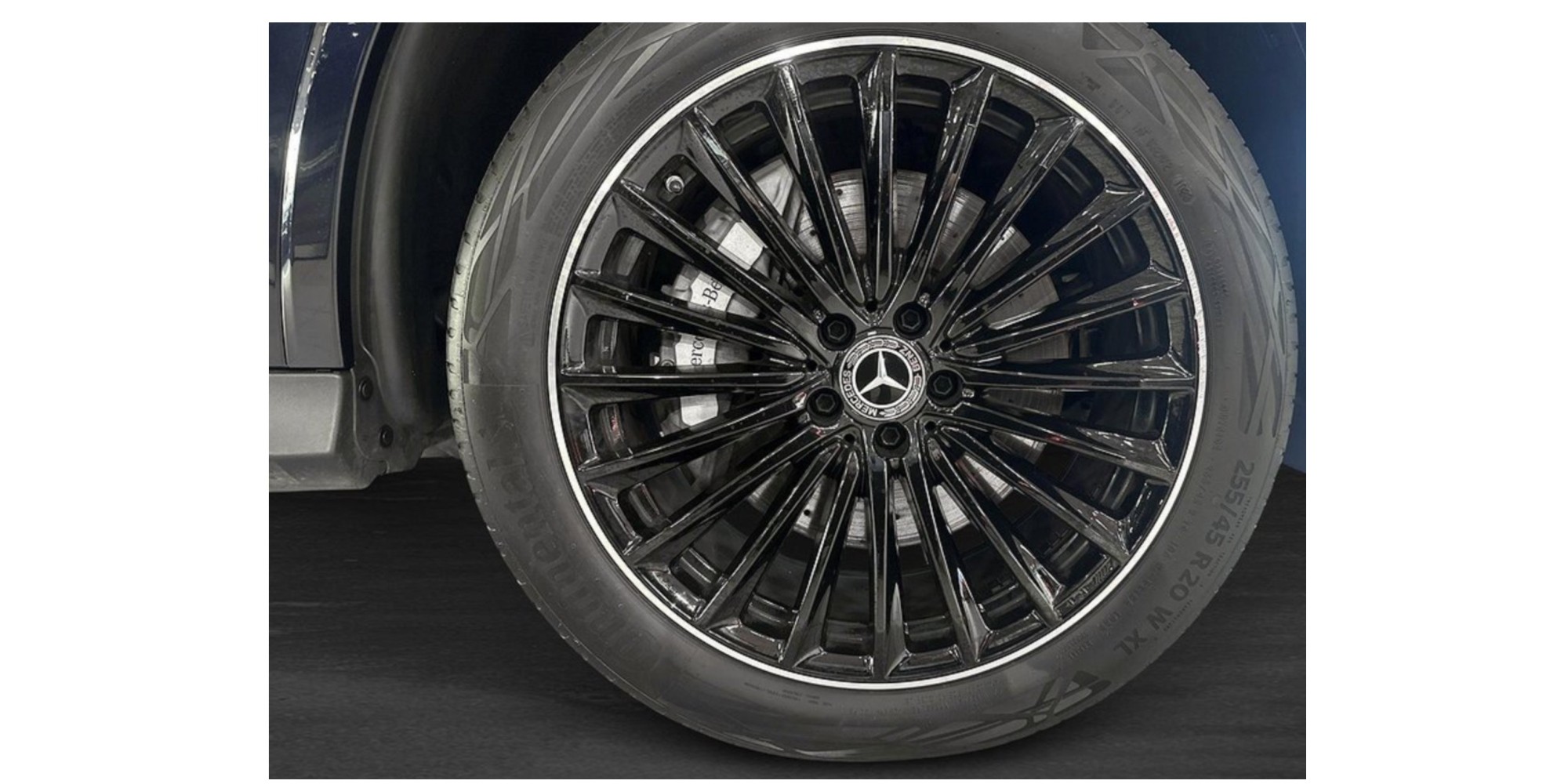 Mercedes-Benz GLC 400e 4MATIC – Potenza ed Eleganza