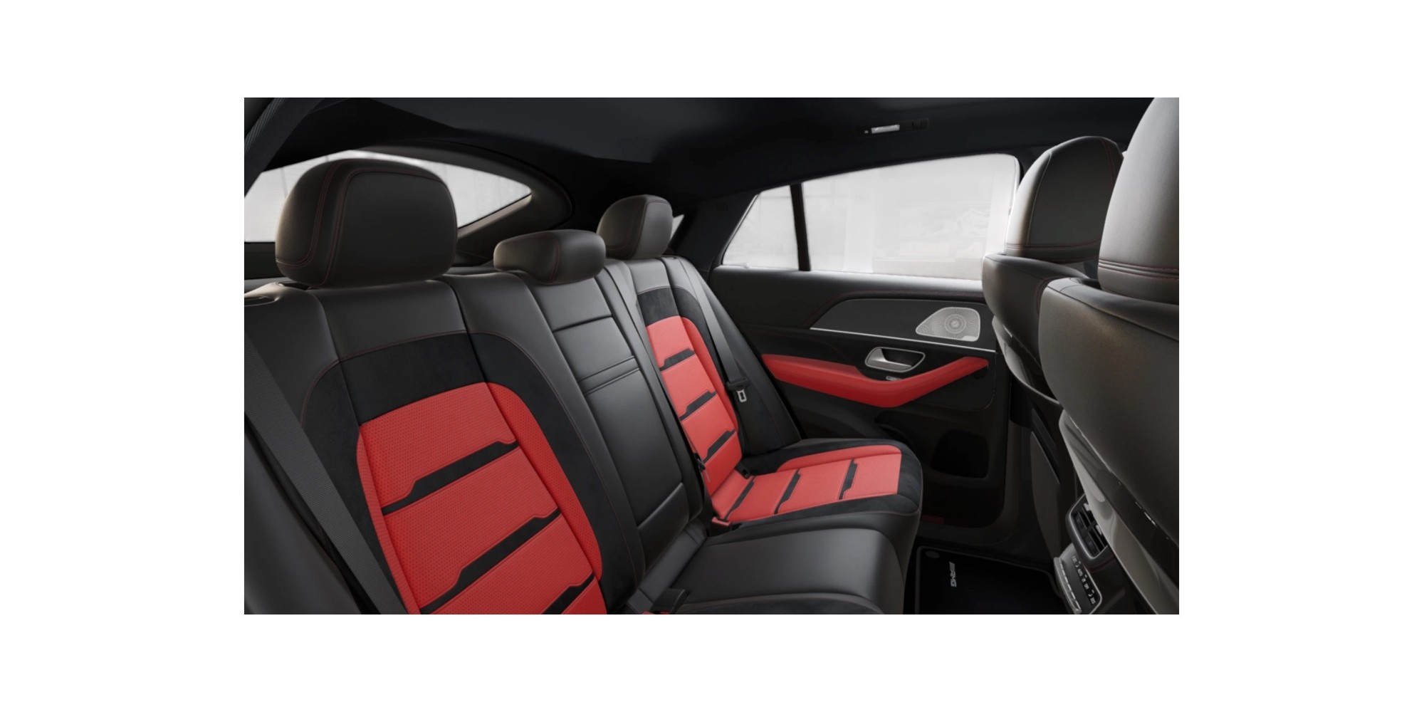 Mercedes-AMG GLE 53 Coupé – Potenza ed Eleganza